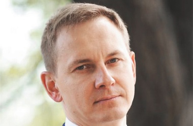 Мы живем во времена двух эпидемий