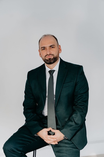 Александр Дзукаев