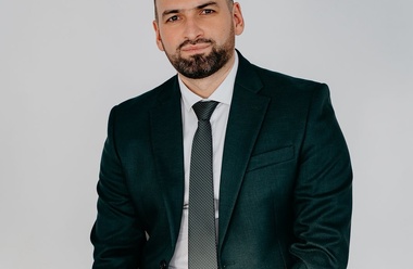 Александр Дзукаев