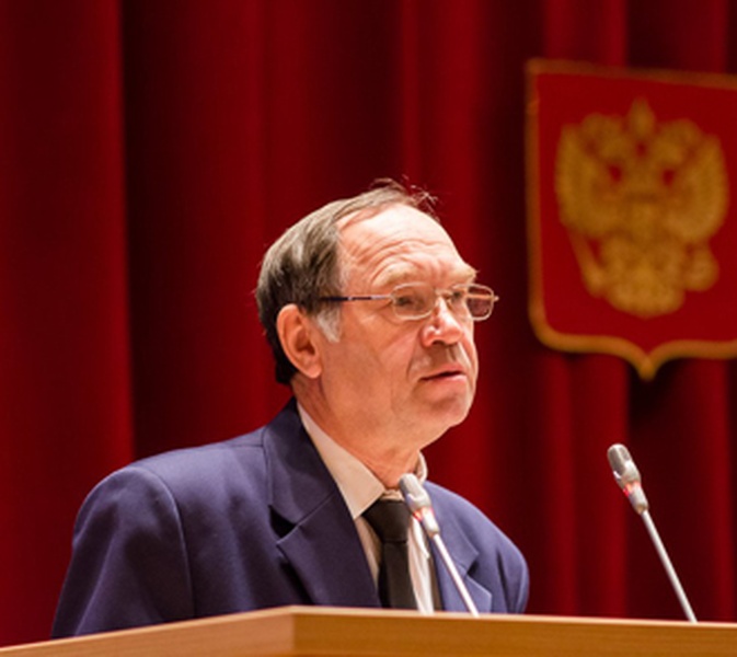 Именинник дня — Андрей Гордин 
