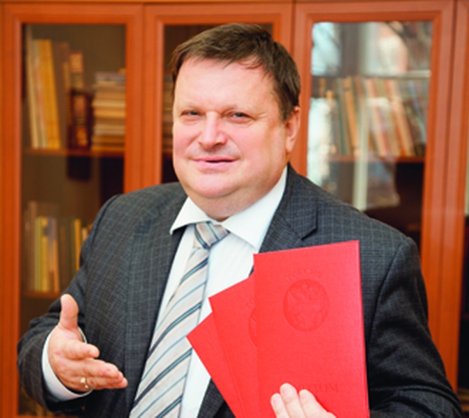 Именинник дня — Владимир Куликов