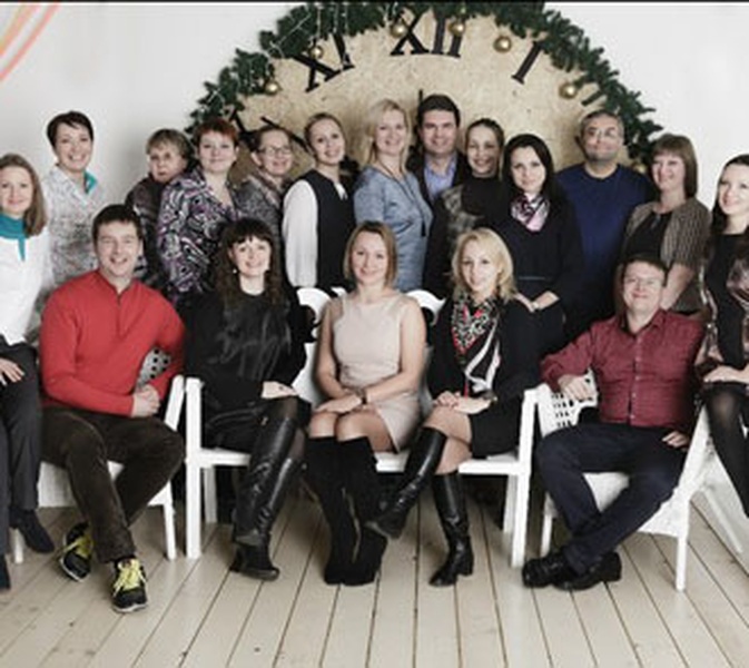 Жесткие руки, а на лице улыбка. Как сделать бизнес-фотографию?