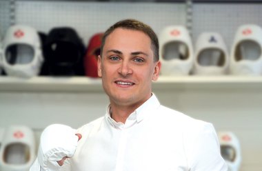 Производим спортивную экипировку для чемпионов