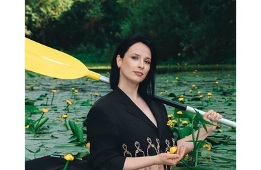 В водах бизнеса, в водах любви