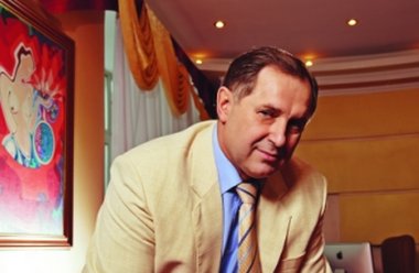 С женщиной, как в бизнесе, надо быть дипломатом