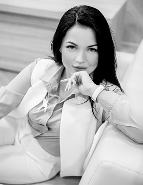 Елена Князева
